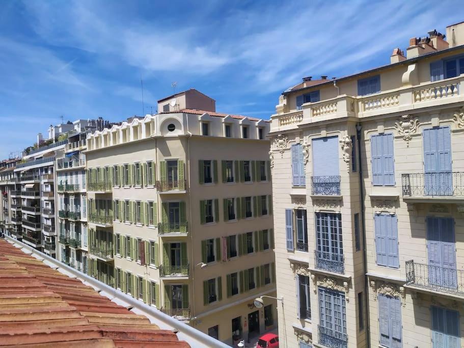 Au Petit Carre D Or Proche Plages Et Prom Nizza